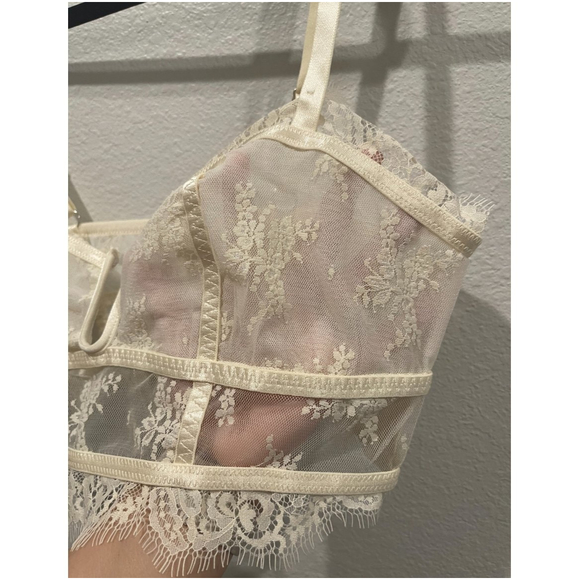 FREE PEOPLE Layer In Lace Ivory Bustier - Picture 9 of 9